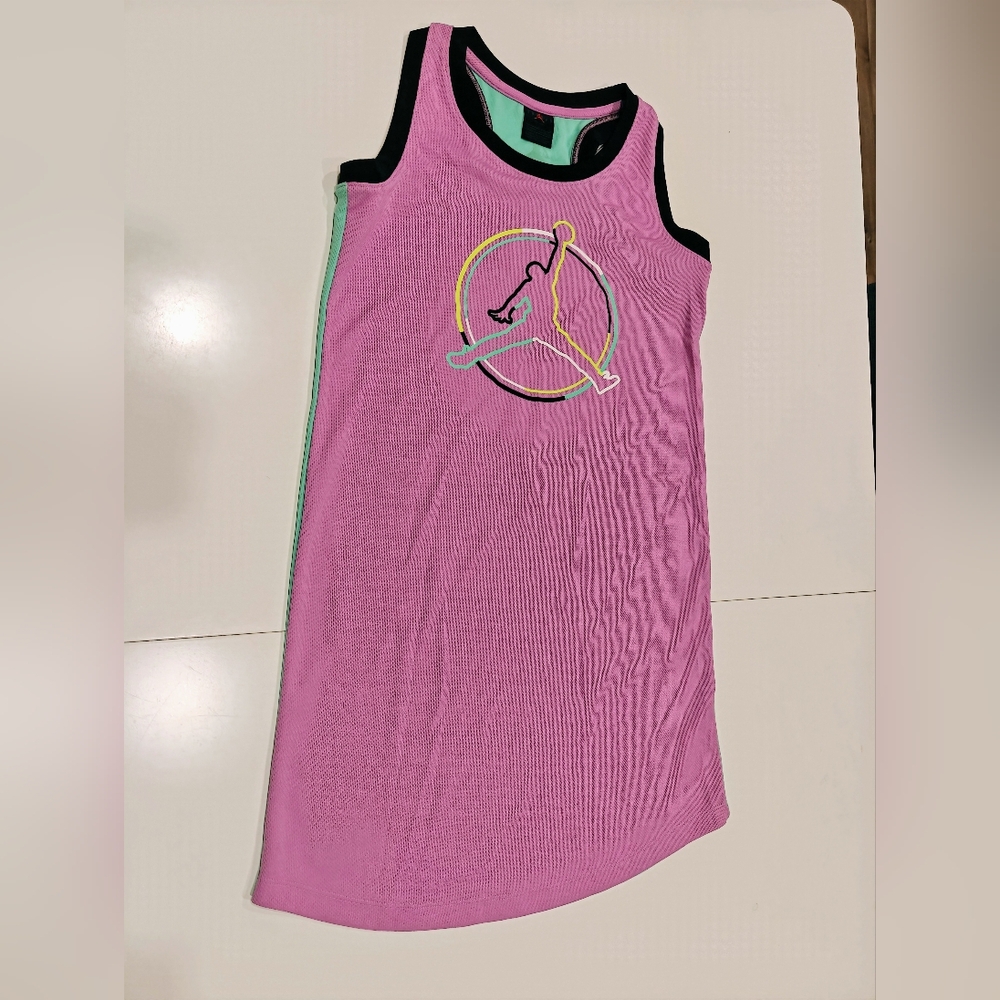 Nike Jordan dress. Girls size large. Age 12.